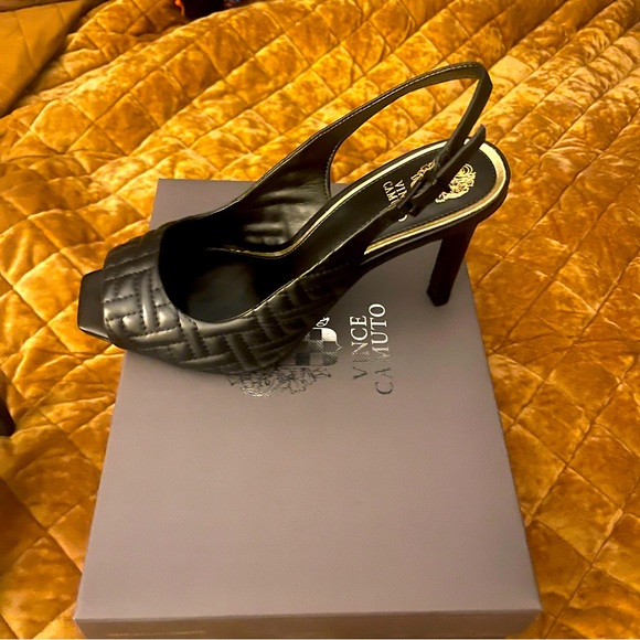 Beautiful Vince Camuto sling-backs! - Picture 1 of 5